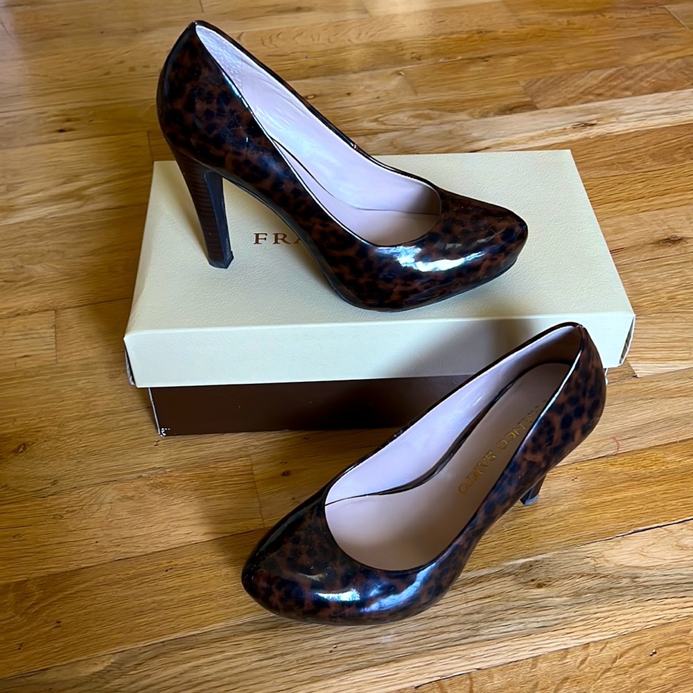 Franco Sorto leopard design heels